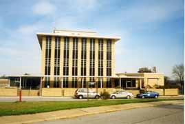 [photo, Maryland Psychiatric Research Center, Spring Grove Hospital Center, Maple & Locust Sts., Catonsville, Maryland]