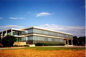 [photo, Hughes Transportation Building, BWI Airport, Maryland]