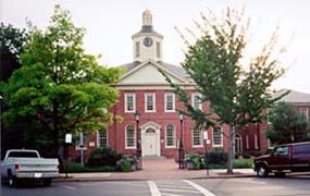 [photo, Talbot County Courthouse, 11 North Washington St., Easton, Maryland]